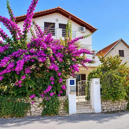 Apartament Bosiljka *